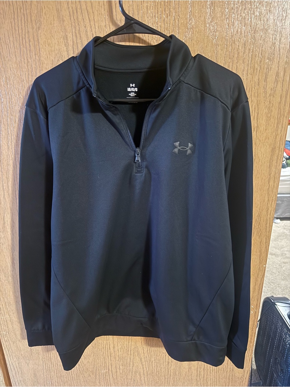 Under Armour Men’s Black Half-Zip Athletic Pullover